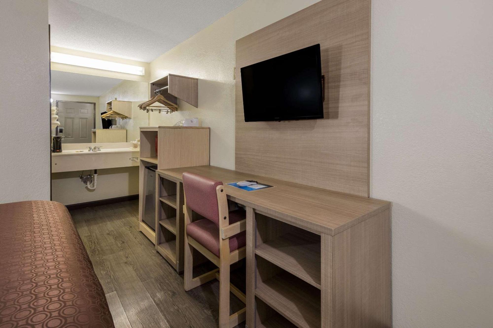 Rodeway Inn Elkton Kültér fotó