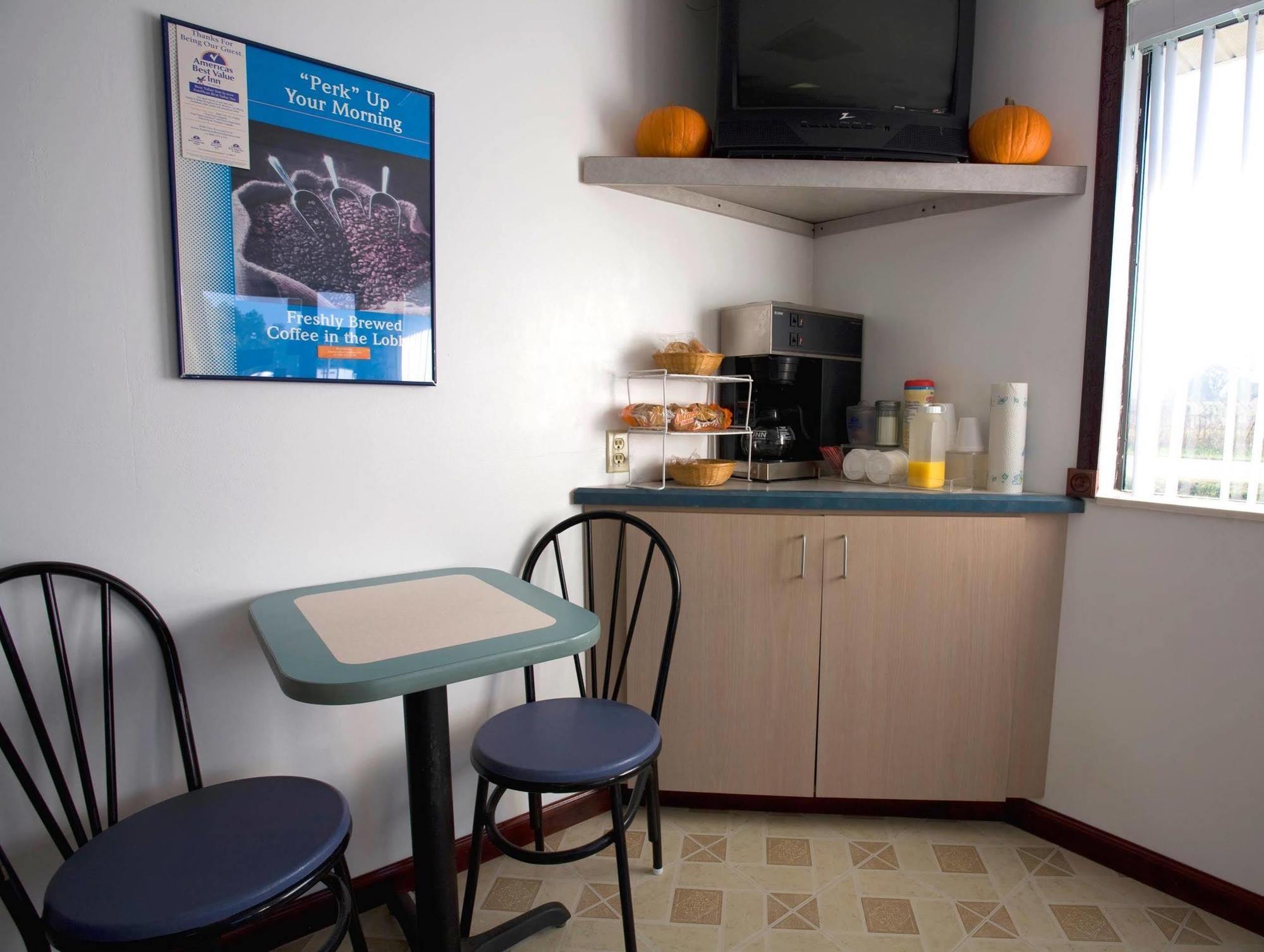 Rodeway Inn Elkton Kültér fotó